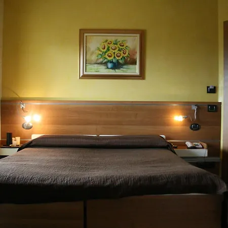 La Meridiana アンギアーリ