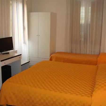 La Meridiana アンギアーリ